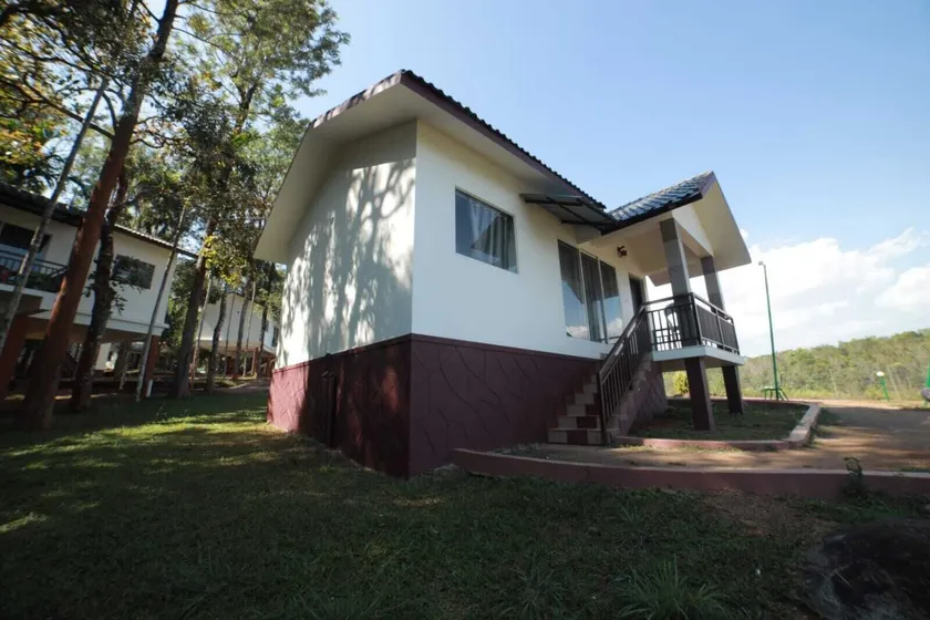 Misty Dam Resort - Image 1