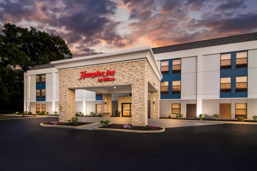 Hampton Inn Portage - Image 1