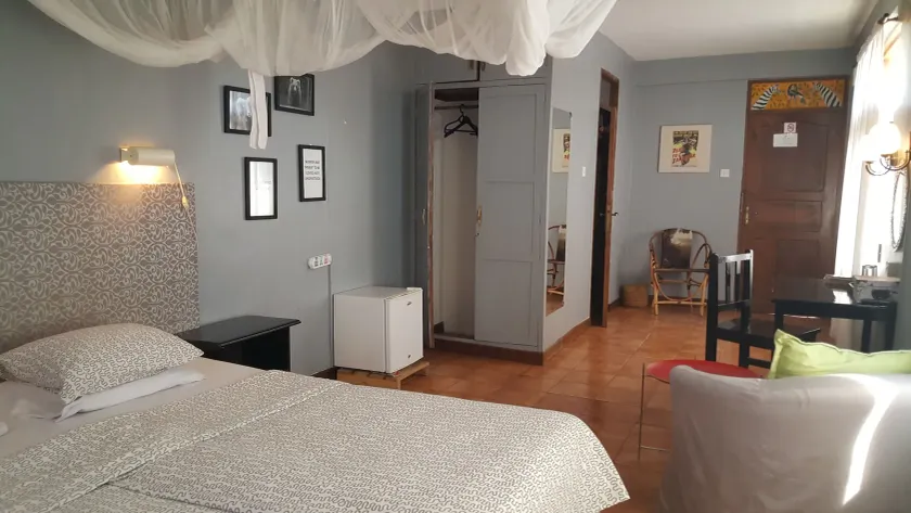 Q2 Bar & Guesthouse - Image 1