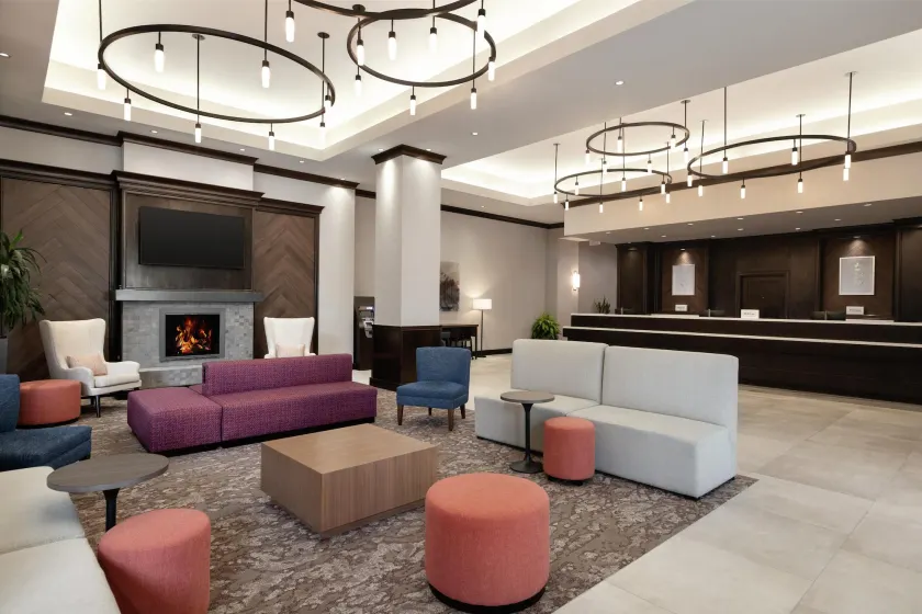 Hilton Garden Inn Atlanta Downtown - Image 1