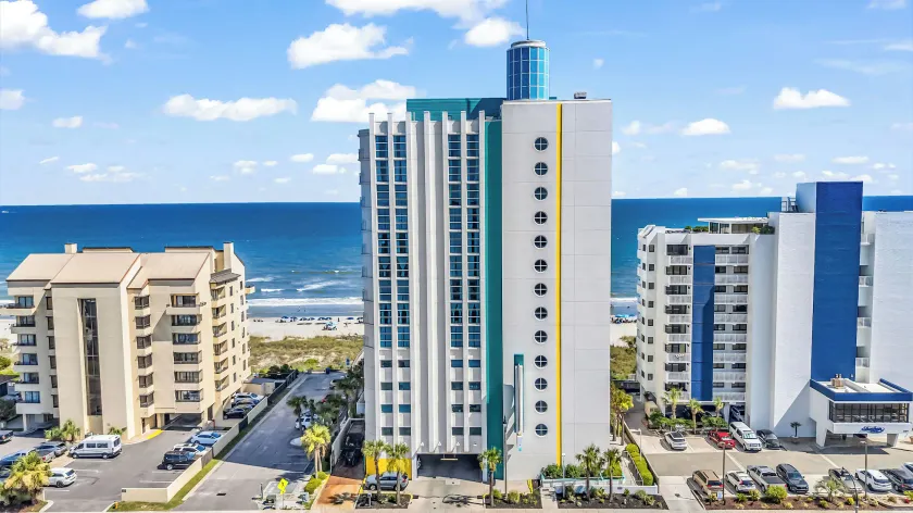 Seaside Resort by Capital Vacations - Image 1