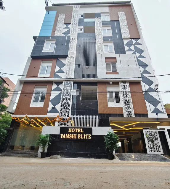 Hotel Vamshi Elite - Image 1