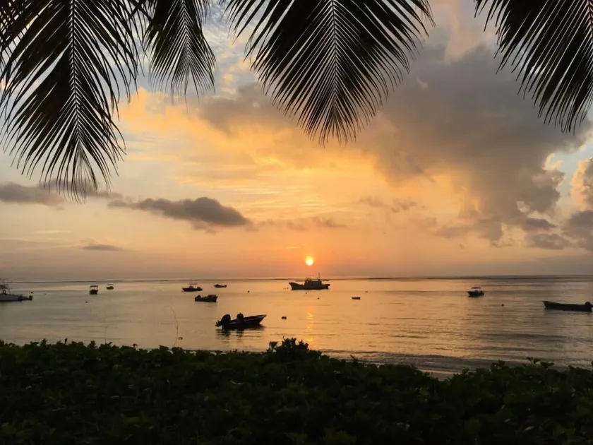 Shanaz Beachside Retreat - Image 1