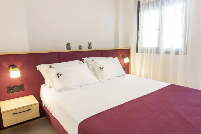 The Red Bee Apartment - Rom