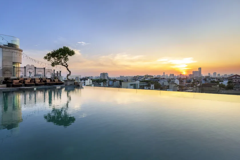 Peridot Grand Luxury Boutique Hotel - Image 1