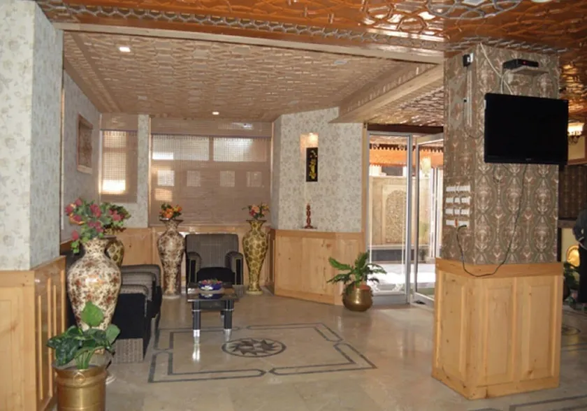 Hotel Sunshine-Dal Lake Srinagar - Lobby