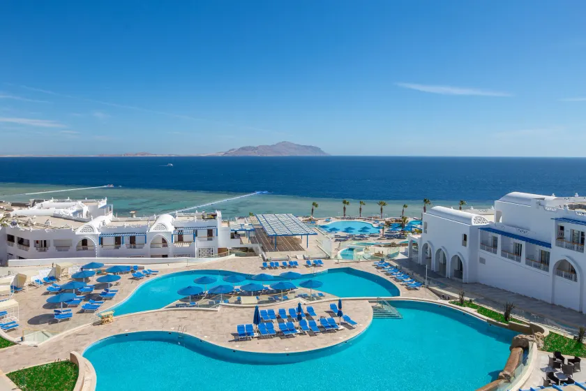 Pickalbatros Palace Sharm & Aqua Park - Image 1