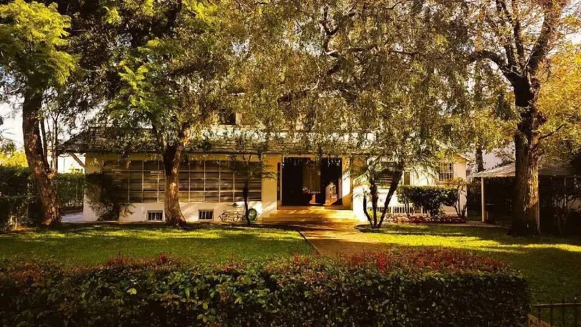 Orange Drive Hostel - Image 1