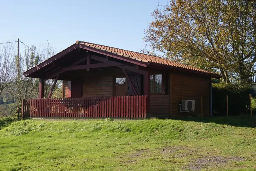 Chalet Hochat n2 Ferme Etchemendigaraya - Image 1