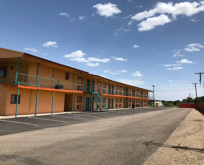Royal Inn Borger - Image 1