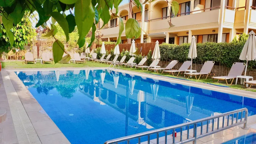 Hotel Olympia - Image 1