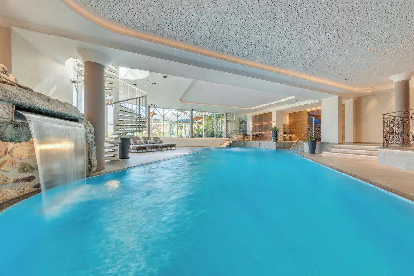 Apparthotel Talhof, Restaurant, Pool und Spa - Image 1