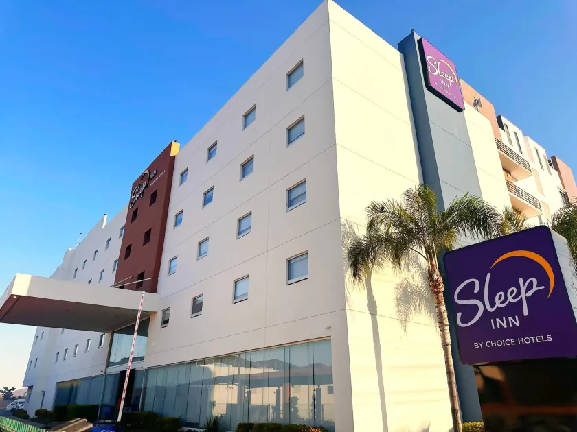 Sleep Inn Mazatlan - Image 1