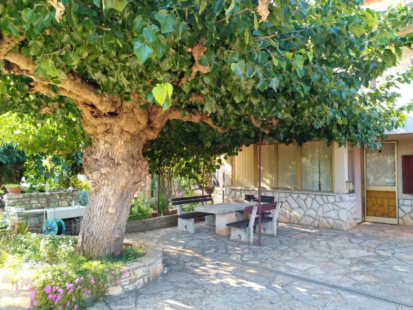 Modern Apartment With Shared Garden Near Umago - Image 1