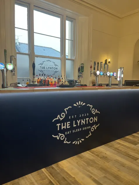 Lynton House Hotel - Image 1