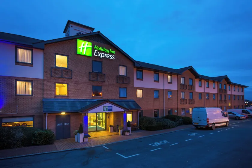 Holiday Inn Express Swansea East by IHG - Image 1