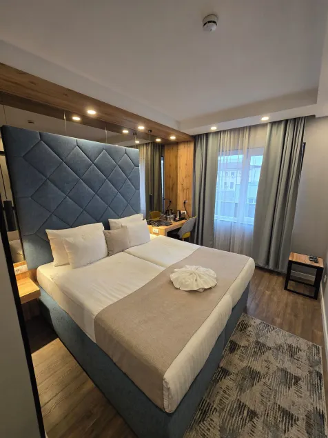 Nobel Gallery Hotel - Image 1
