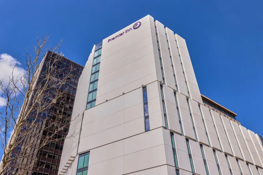 Premier Inn Birmingham Cc Exchange Square - Image 1