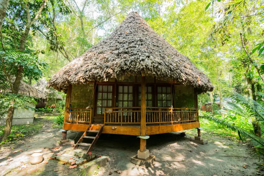 The Barefoot At Havelock - Image 1