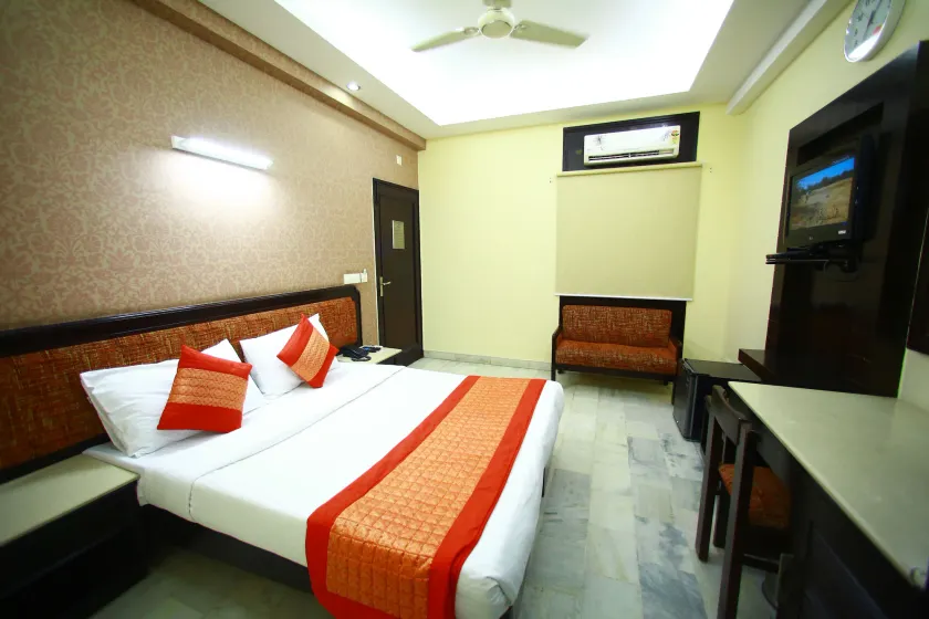 Sundeep Inn - Image 1
