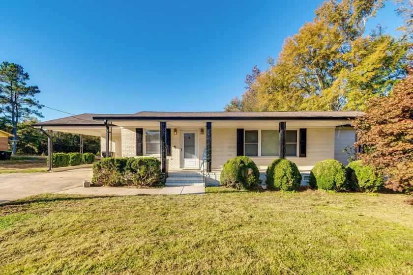 Golf & Hike: Family Home 8 Mi to Downtown Clayton - Image 1