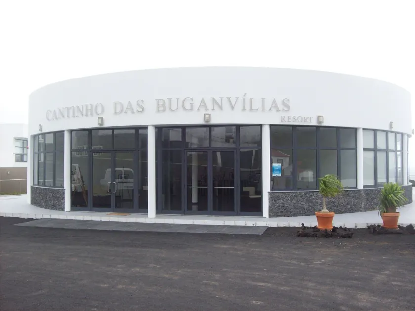 Cantinho das Buganvilias AT**** - Image 1