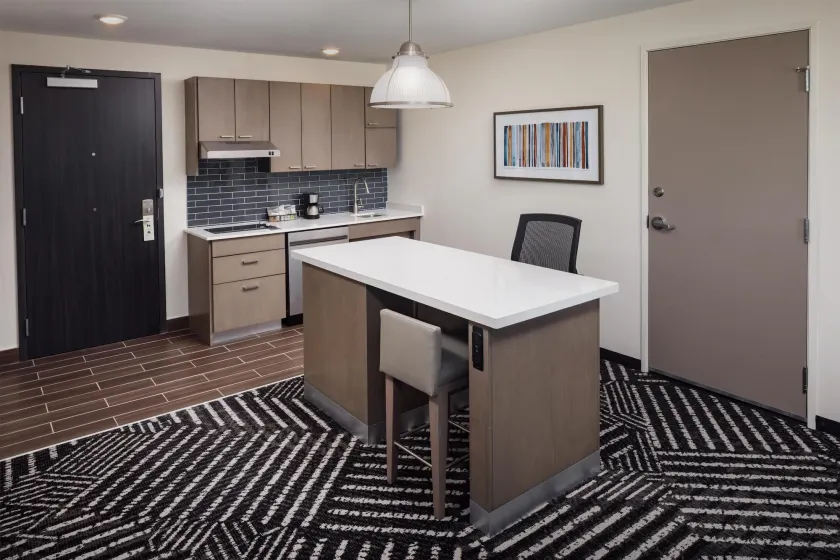 Hyatt House Royal Oak / Birmingham - Image 1
