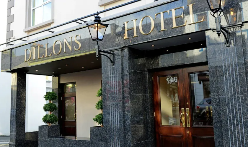Dillon’s Hotel - Image 1