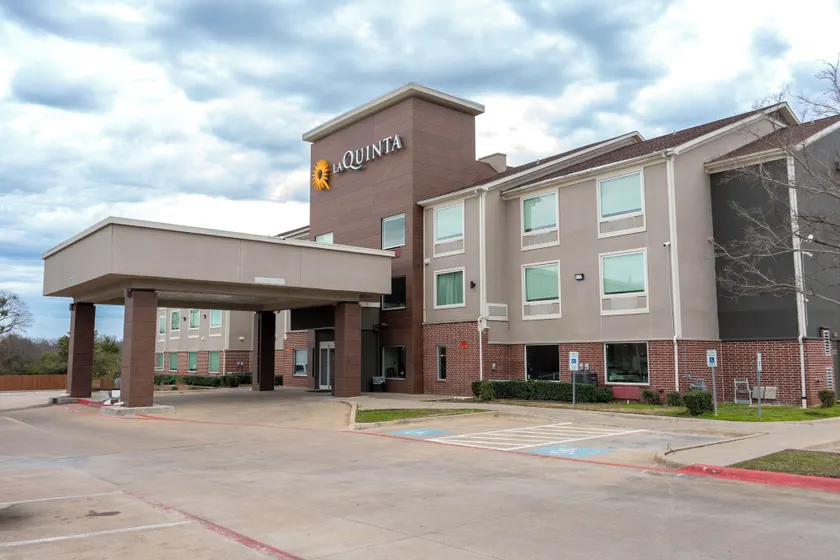 La Quinta by Wyndham Dallas Mesquite - Image 1
