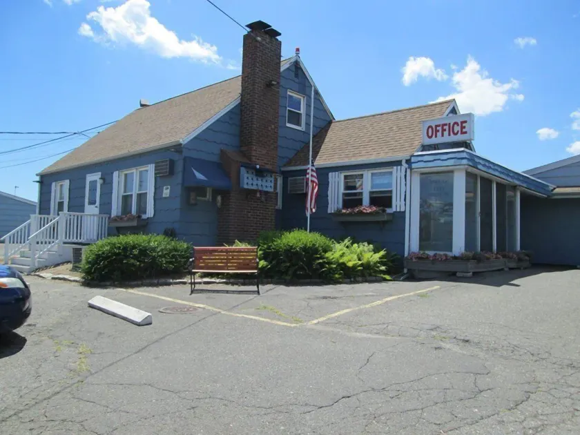 Mayflower Motel Milford - Image 1