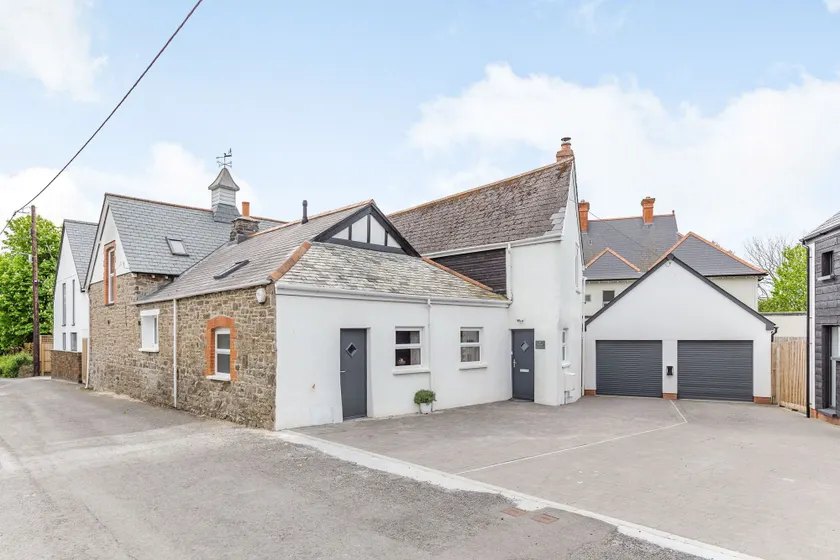 The Old Coach House - Image 1