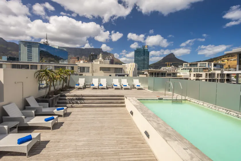 aha Harbour Bridge Hotel & Suites - Image 1