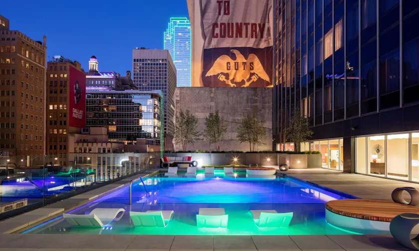 Hilton Garden Inn Downtown Dallas - Image 1