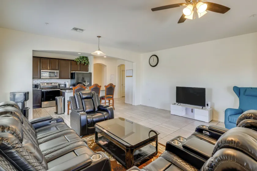 7 Mi to Dtwn: Spacious Phoenix Home w/ Patio - Image 1