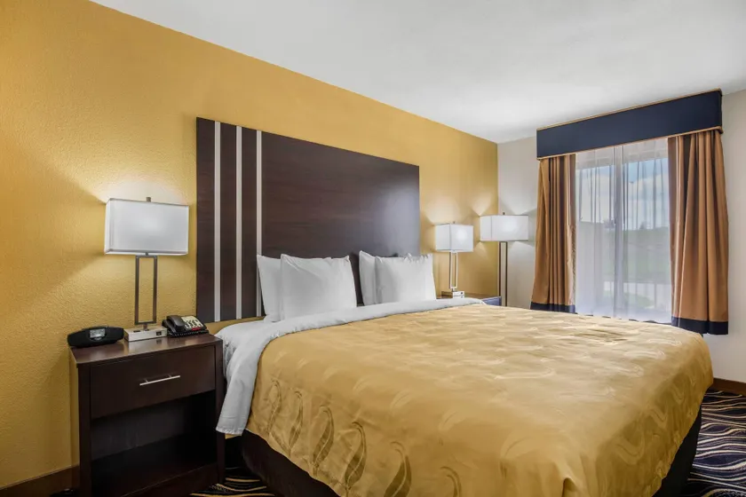 Quality Inn West Fort Worth - Image 1