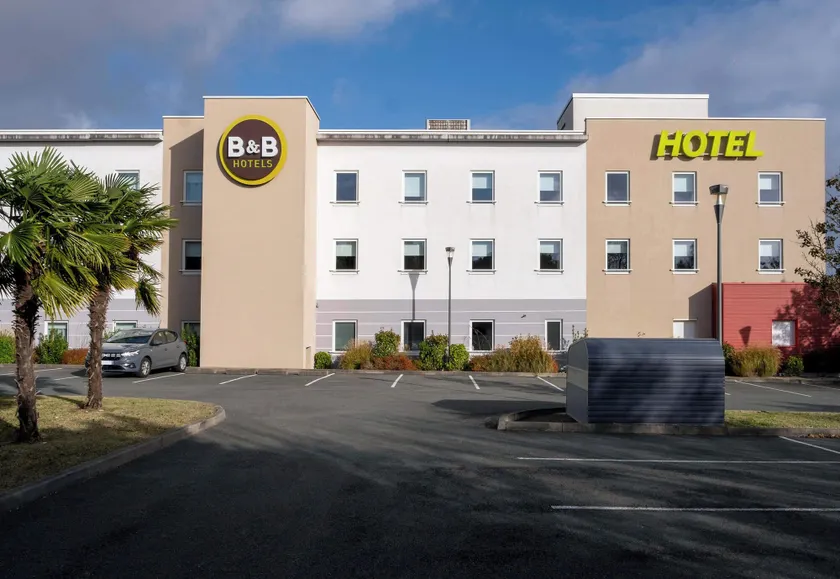 B&B HOTEL Royan La Palmyre - Image 1