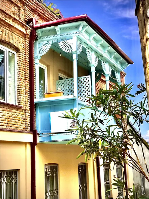 Old Town Mtatsminda - Image 1
