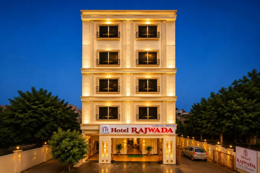 Hotel Rajwada Nagpur - Image 1