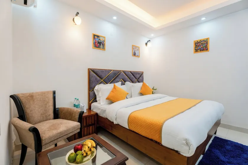 Plum Tree Hotels - Image 1