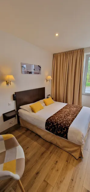 Hotel le Bellevue - Image 1