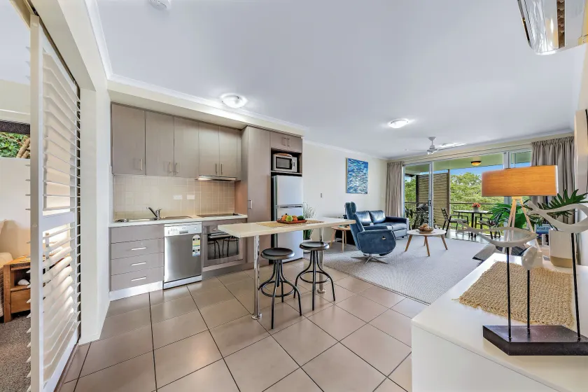 Alpha 8 on Waterson - Airlie Beach - Image 1