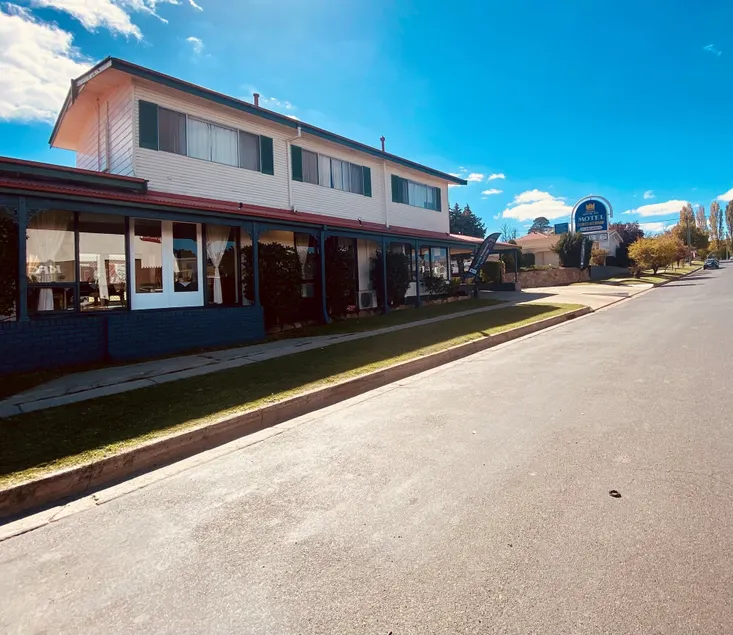 Redhill Cooma Motor Inn - Image 1
