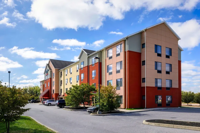 TownePlace Suites by Marriott York - Image 1
