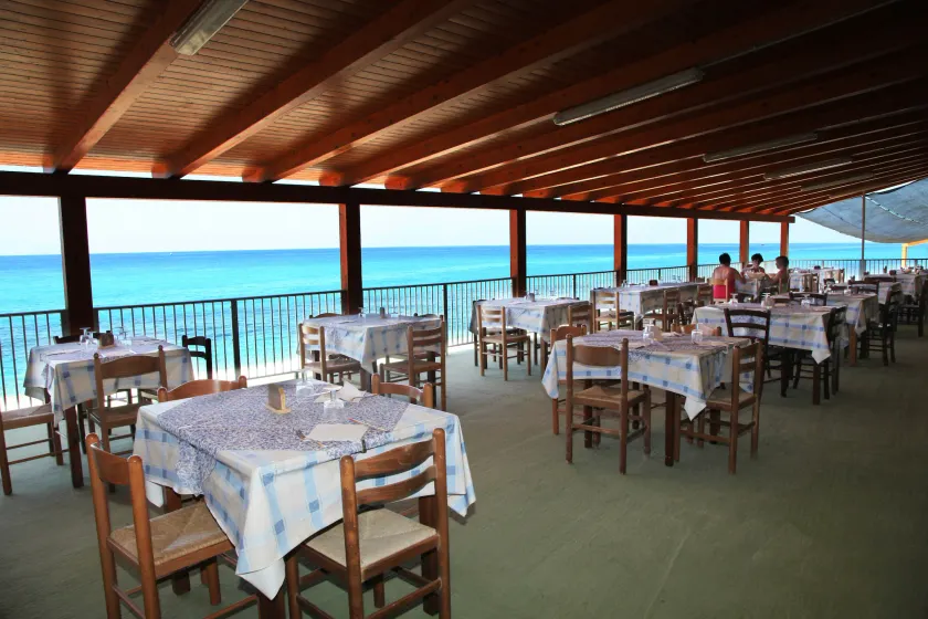 Villaggio Camping La Scogliera - Image 1