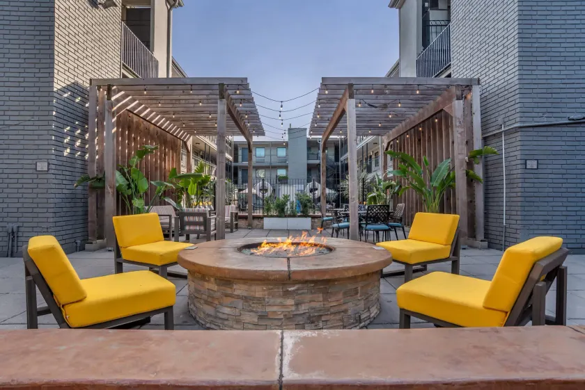 Country Inn & Suites by Radisson, Metairie New Orleans , LA - Image 1