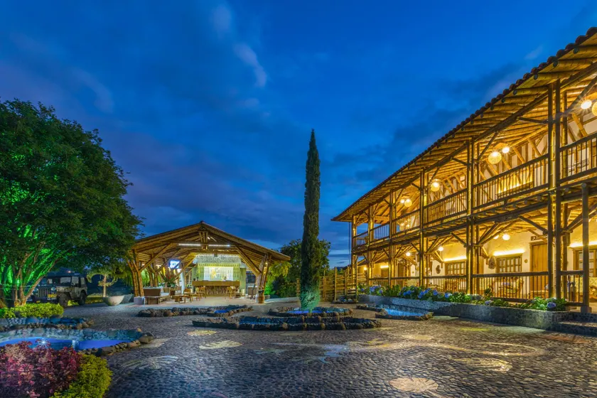 Hotel Casa San Carlos Lodge Pereira - Image 1