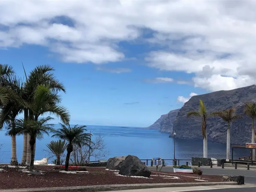 Suites Los Gigantes by Apartamentos Estrella del Norte - Image 1