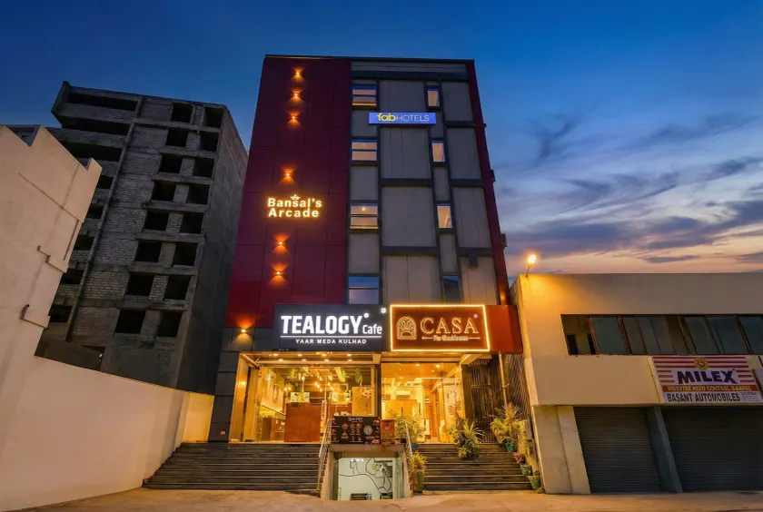 FabHotel Casa Grand Himayathnagar - Birla Mandir & Assembly, Himayath Nagar - Image 1