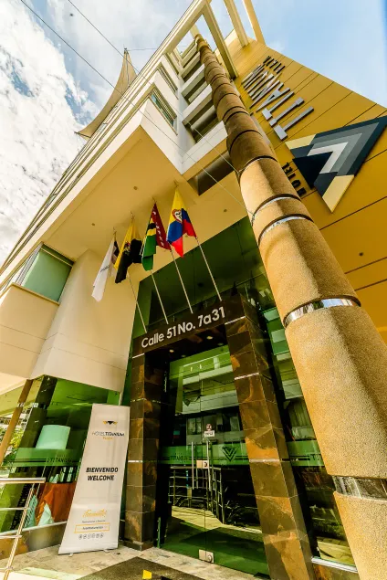 Hotel Titanium Plaza - Image 1