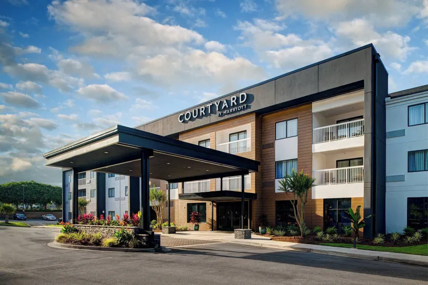 Courtyard by Marriott Columbia Northeast/Fort Jackson Area - Image 1